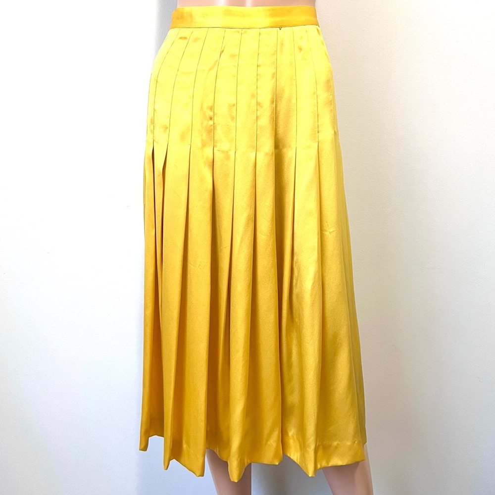 SOLD! VTG GUCCI Marigold Silk Pleated Midi Skirt